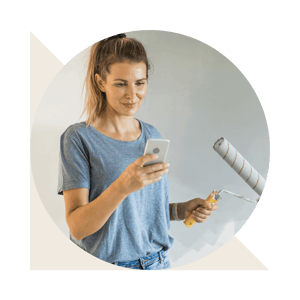 woman-painting-left